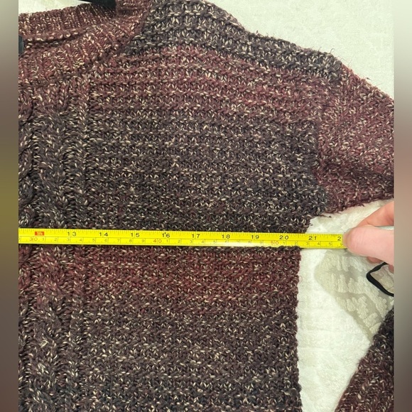 Sanctuary Women's ombré Maroon oversized Cable Knit Sweater - Picture 5 of 6